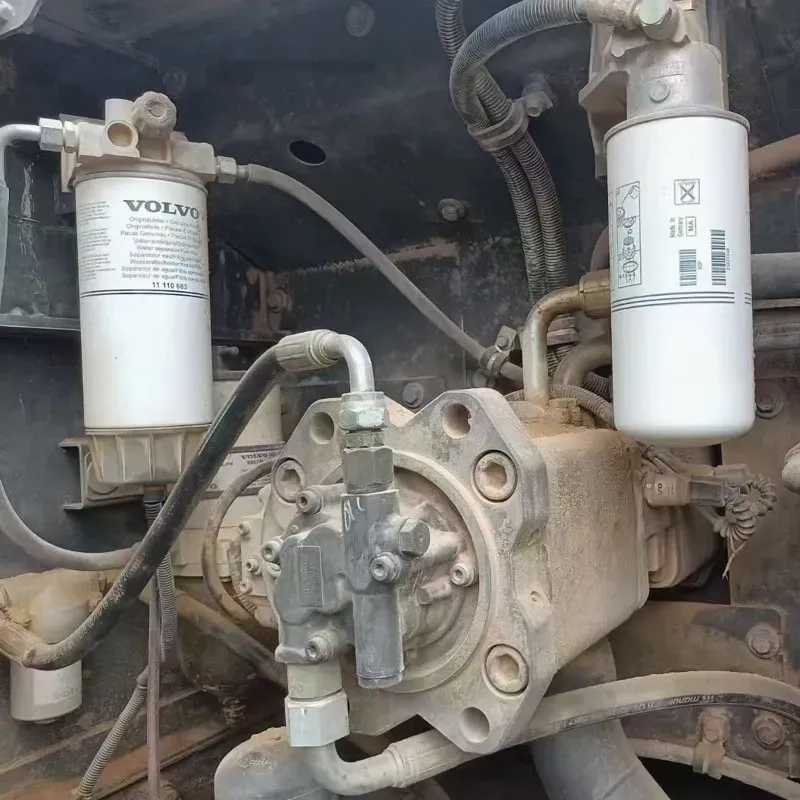 UsedVolvo 220DЭкскаватор