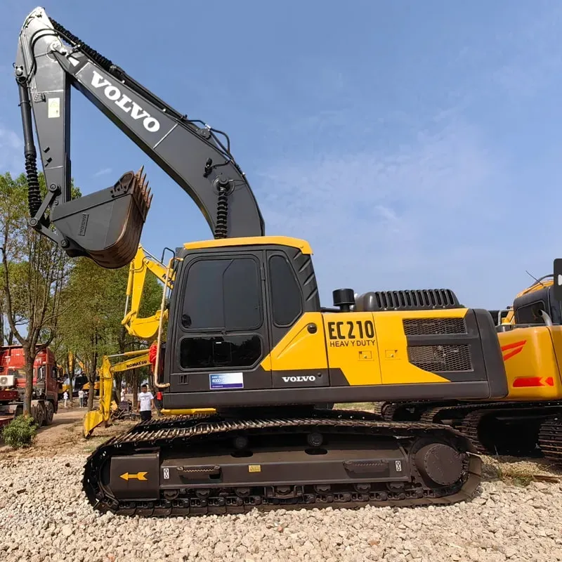 UsedVolvo 210Excavator