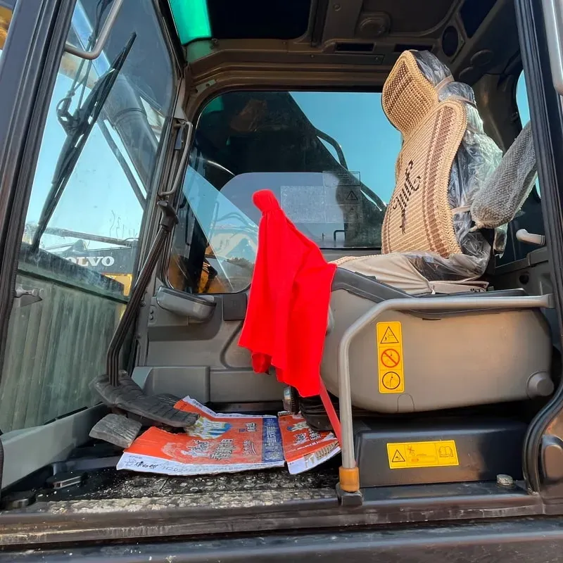 UsedVolvo 290Excavator