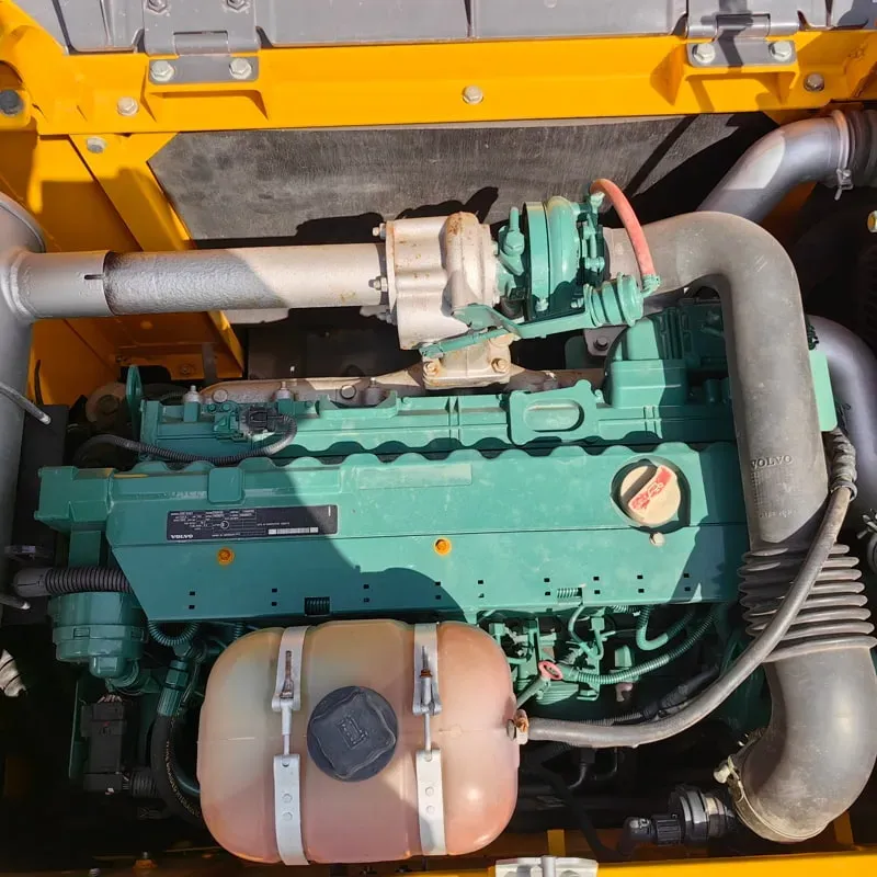 UsedVolvo 220DExcavator