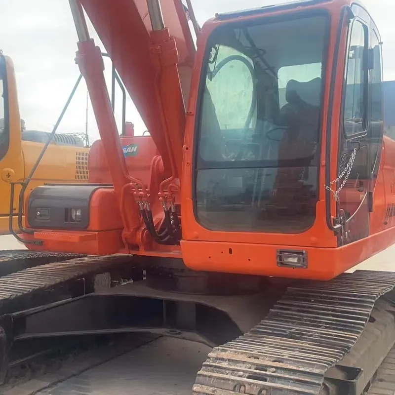 UsedDoosan DX225LCExcavator