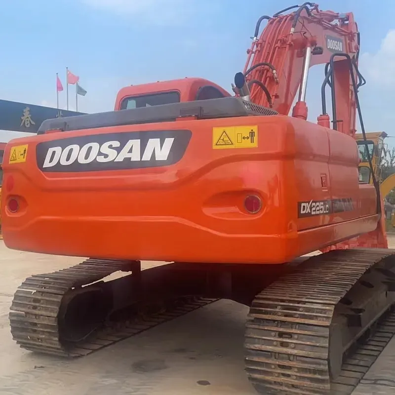 UsedDoosan DX225LCExcavator