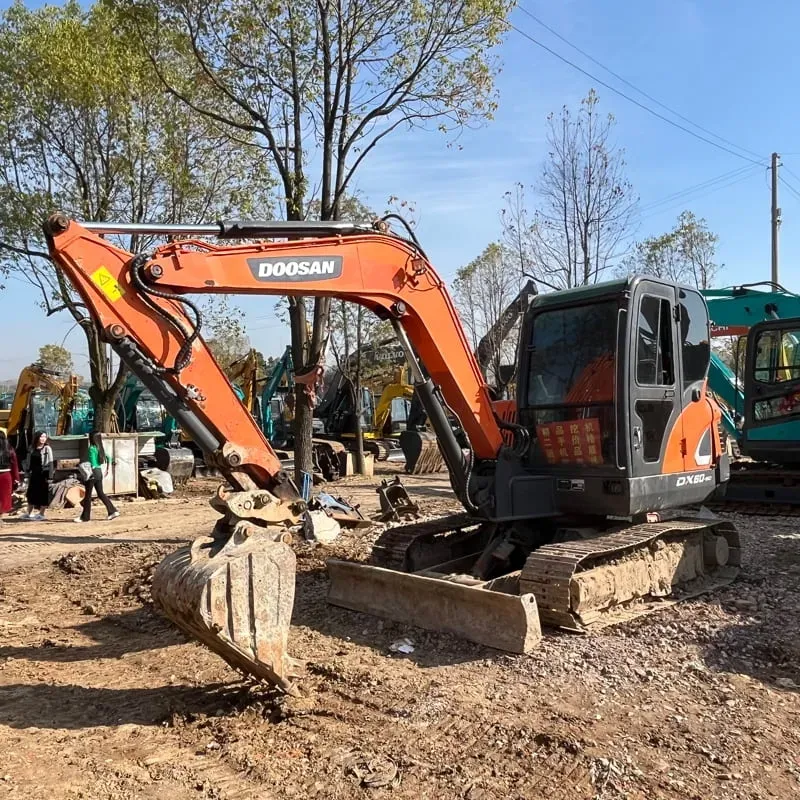 UsedDoosan DX60Экскаватор