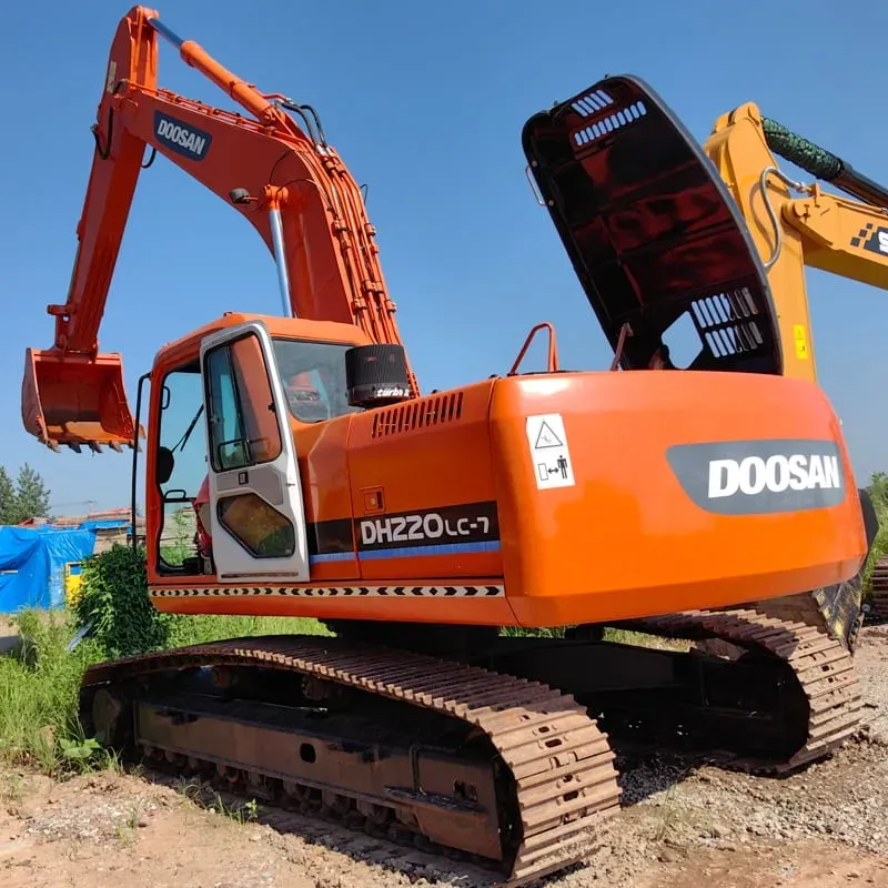 Used Doosan DH220LC-7 excavator