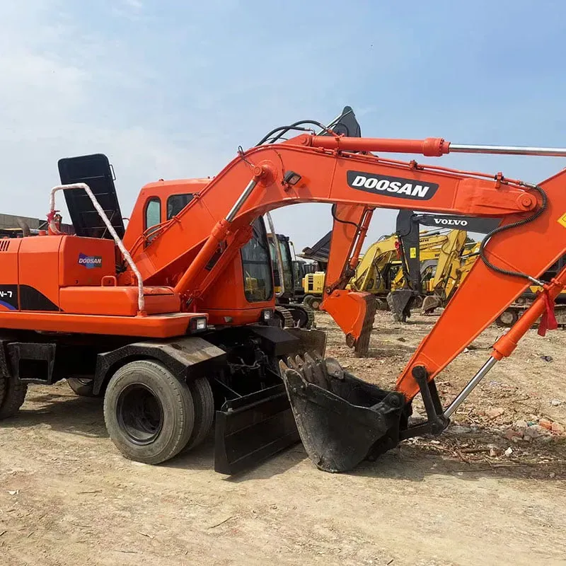 UsedDoosan DX150W-7Экскаватор