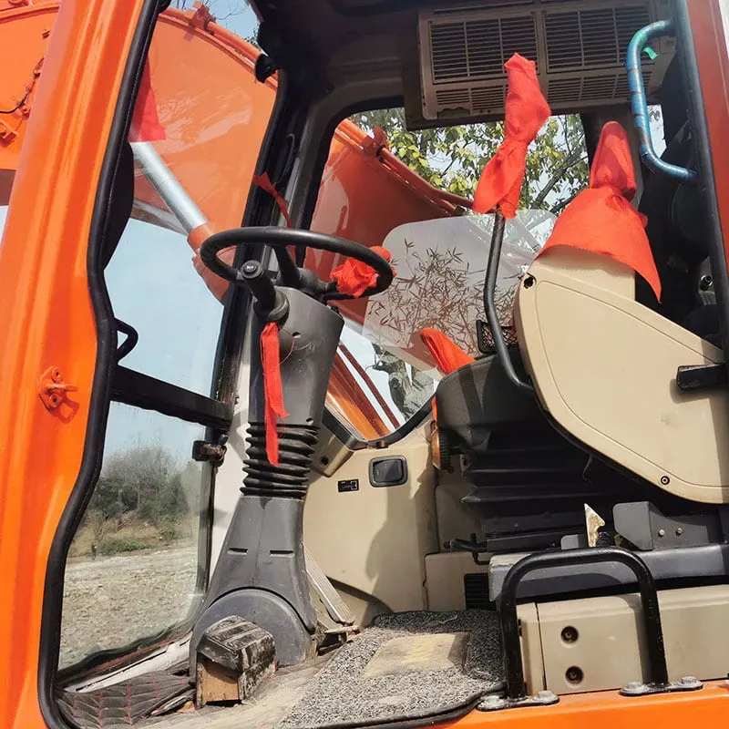 UsedDoosan DX150W-7Экскаватор