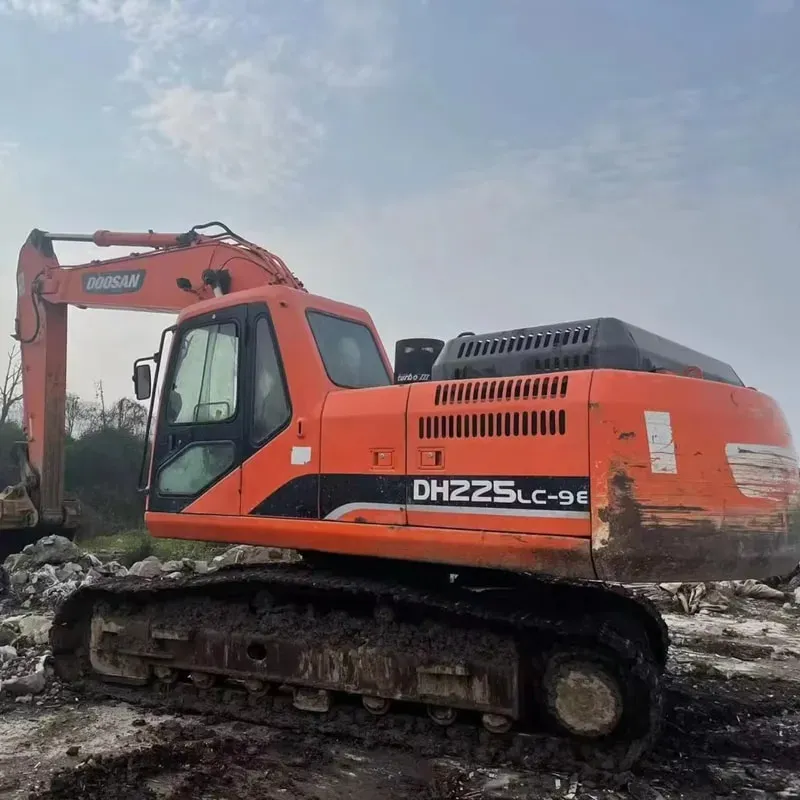 Used Doosan DH225LC-9E excavator