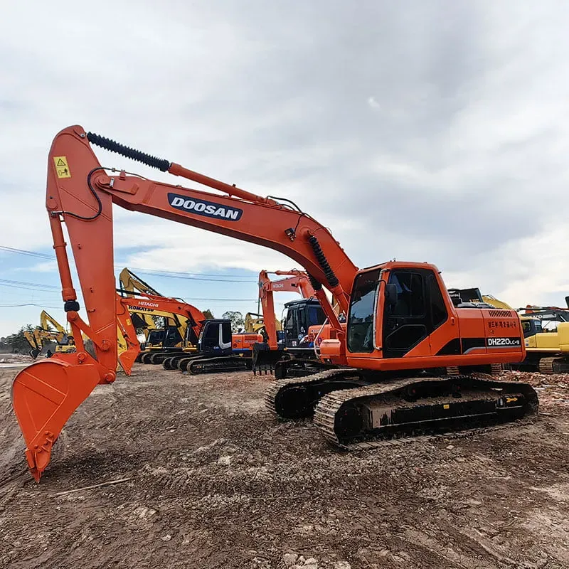 Used Doosan DH220LC-9 excavator