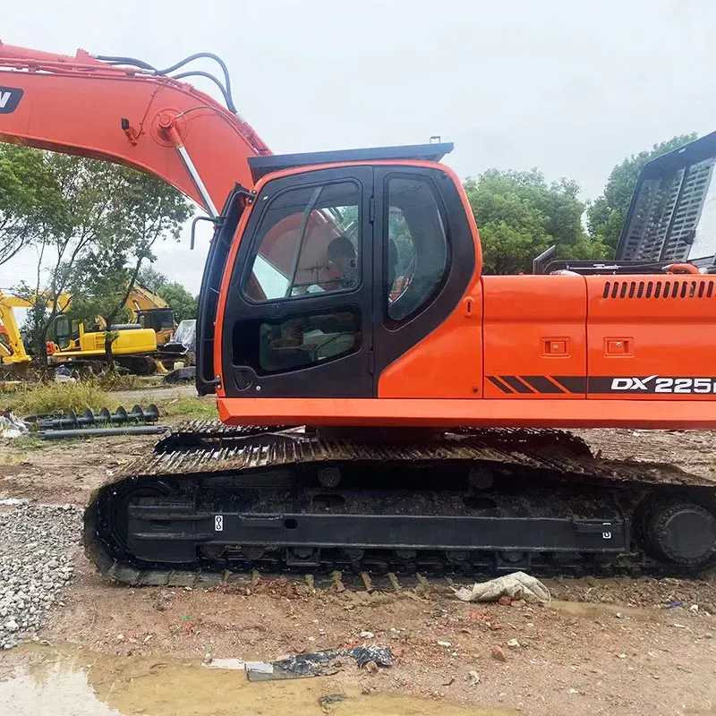 UsedDoosan DX225LCЭкскаватор