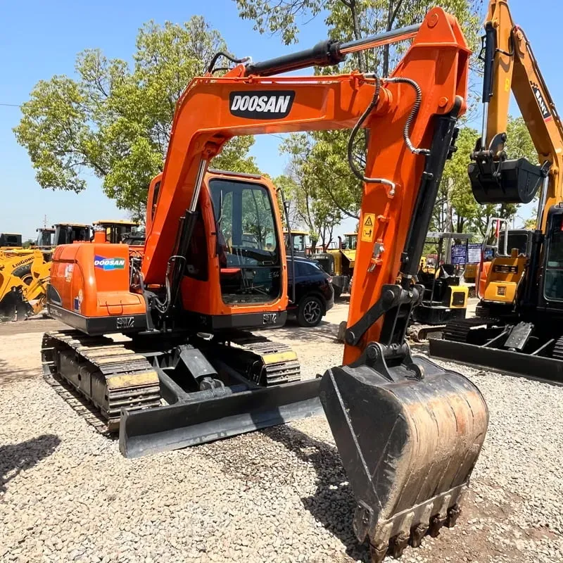 UsedDoosan DX75Excavator