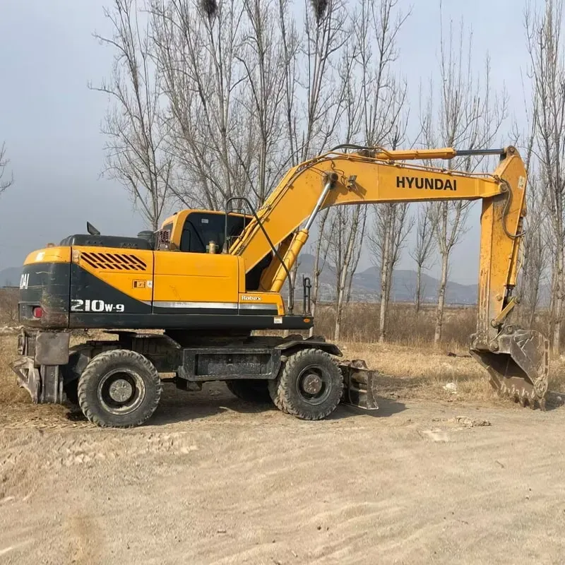 UsedHyundai 210 wheelЭкскаватор