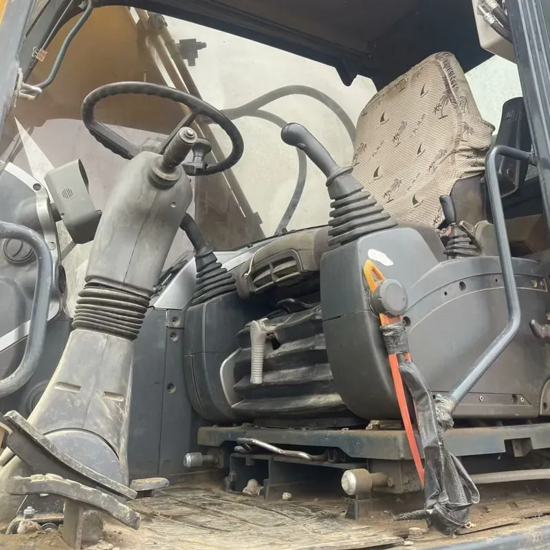 UsedHyundai 210 wheelExcavator