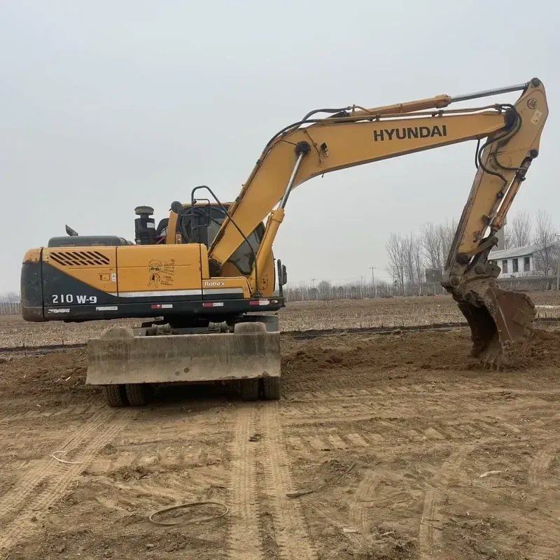 UsedHyundai 210 wheelExcavator