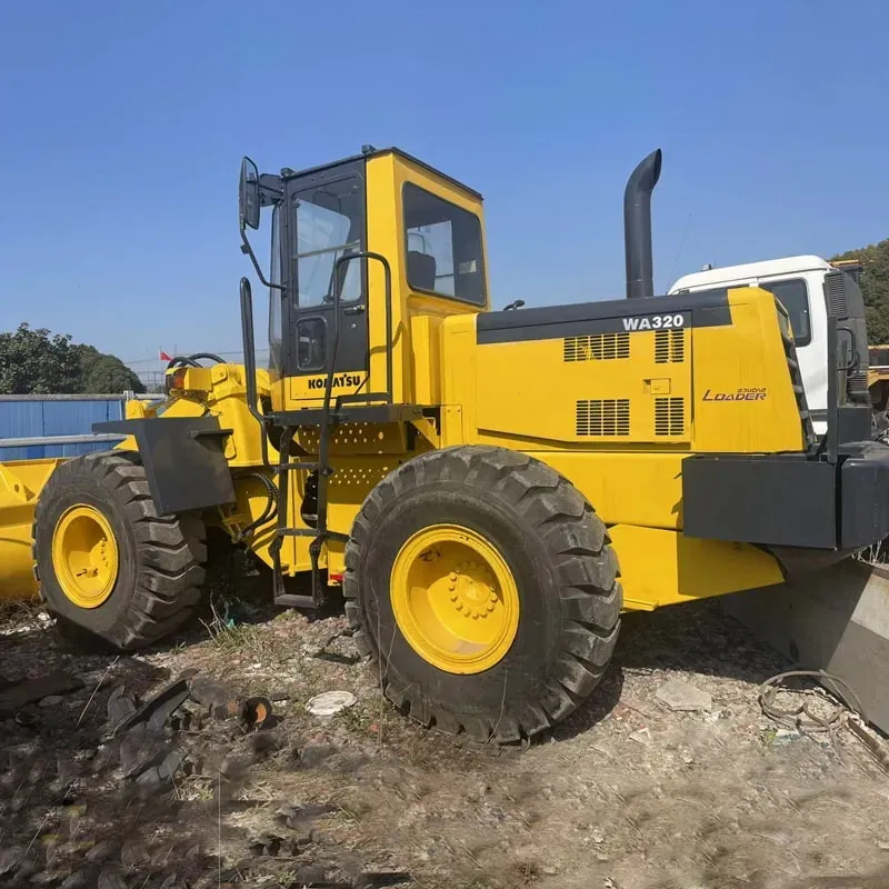 UsedKomatsu 320Loader