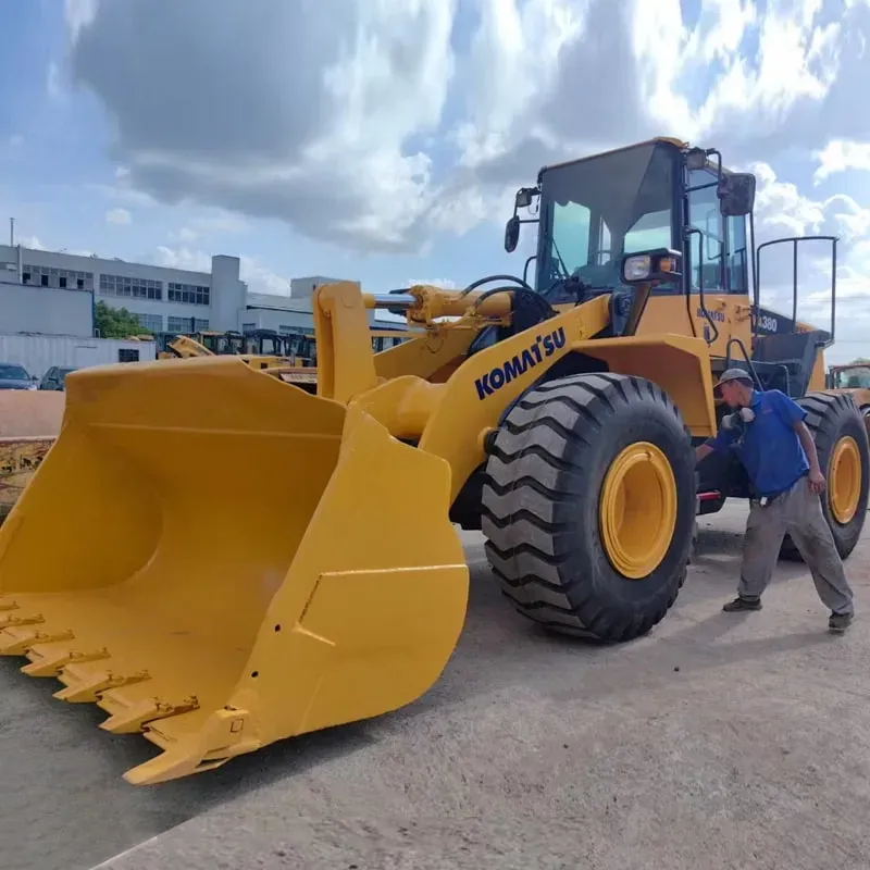 UsedKomatsu 380-6Loader