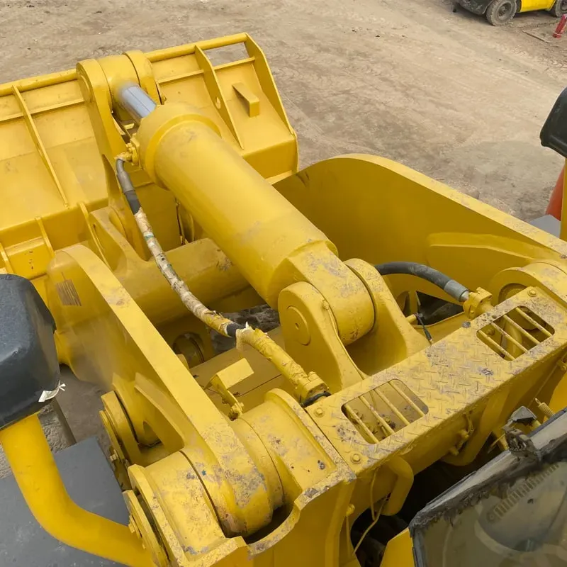 UsedKomatsu 600Loader