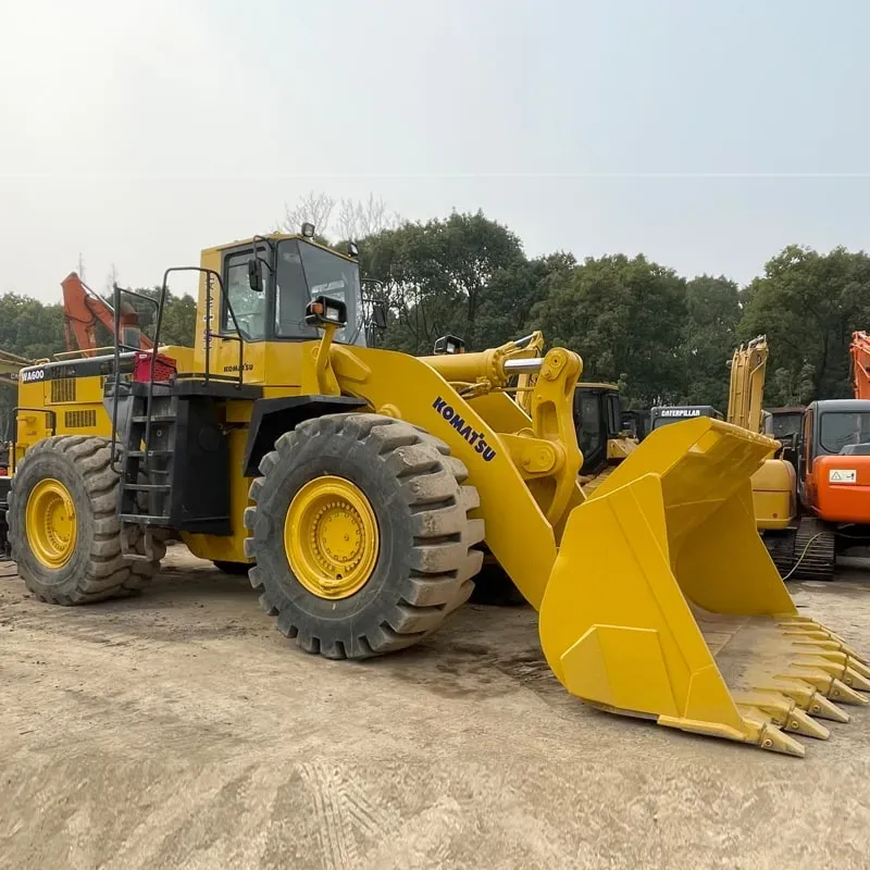 UsedKomatsu 600Loader