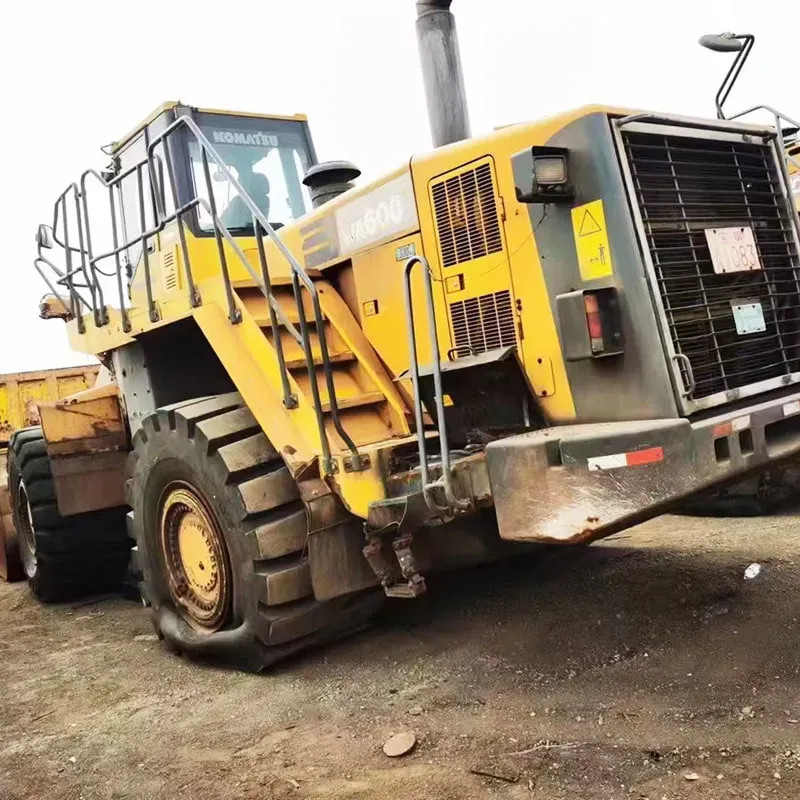 UsedKomatsu 600-6Loader