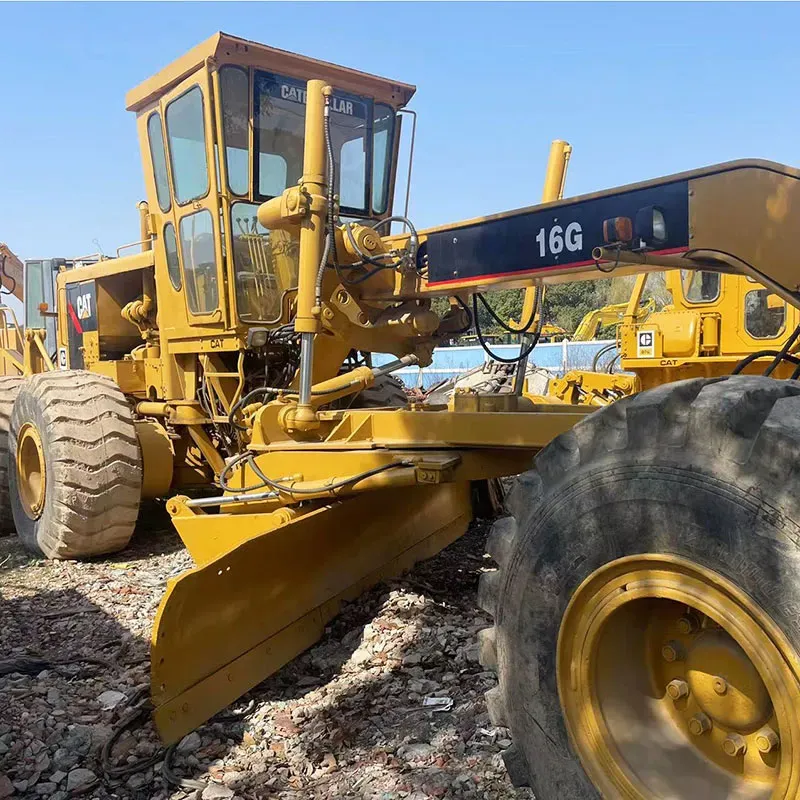 Used Caterpillar 16G excavator