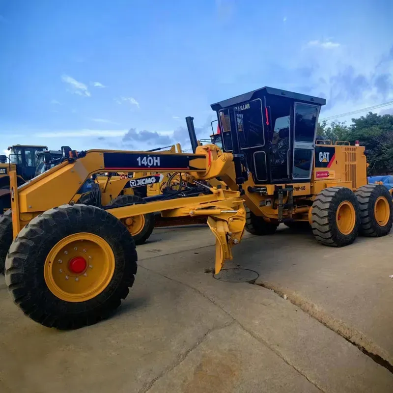 Used Caterpillar 140H excavator