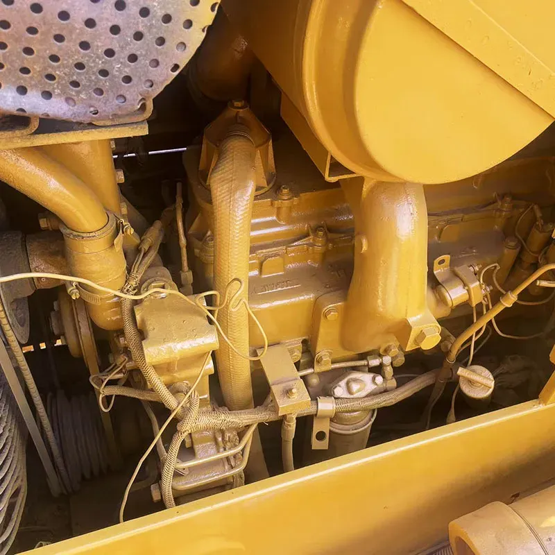 UsedCaterpillar D4HБульдозер