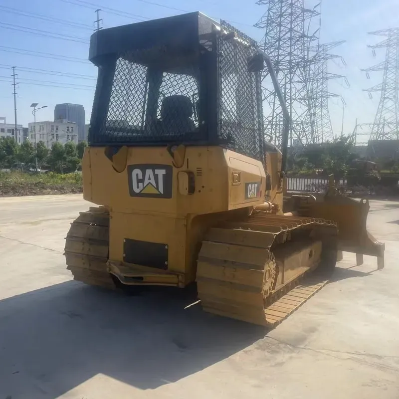 UsedCaterpillar D5KБульдозер