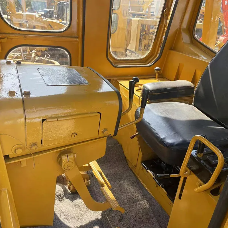 UsedCaterpillar D7GБульдозер