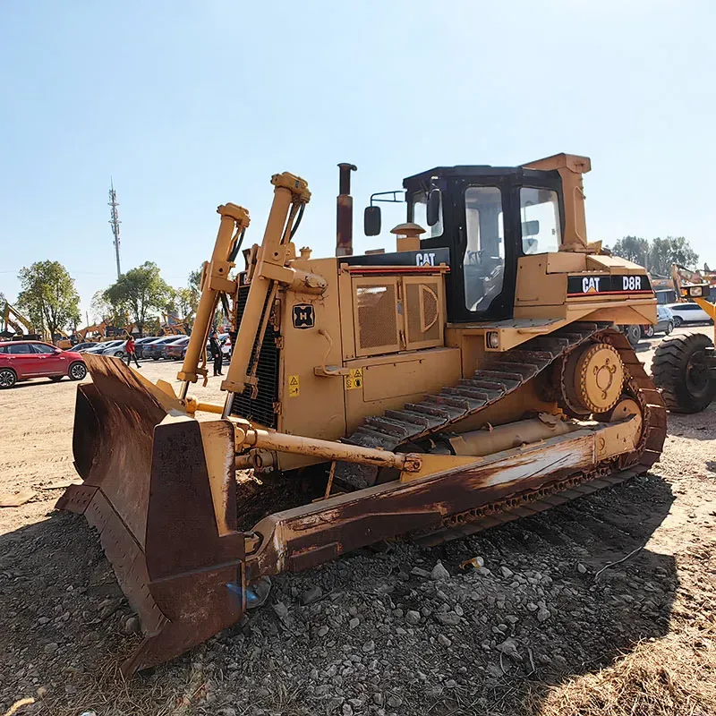 Used Caterpillar D8R excavator