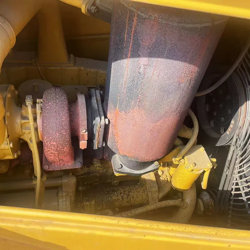 UsedCaterpillar D9RБульдозер