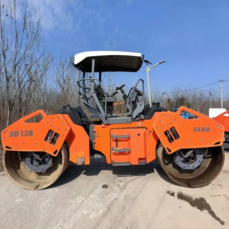 Used Hamm HD138 excavator