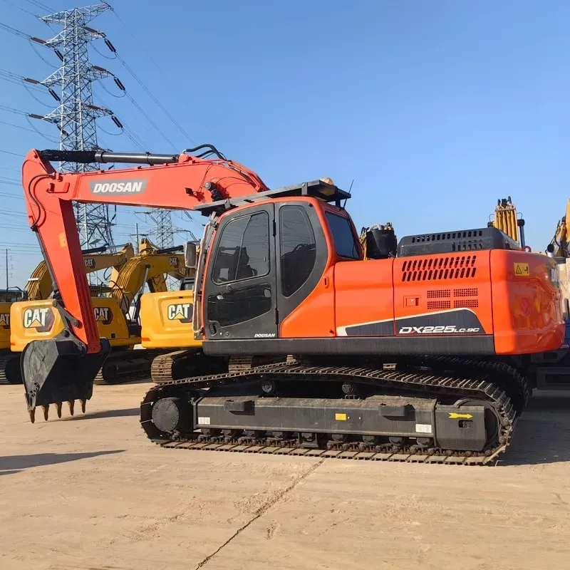 UsedDoosan DX225Экскаватор