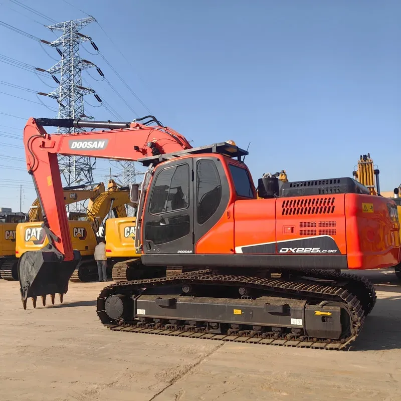 UsedDoosan DX225Экскаватор