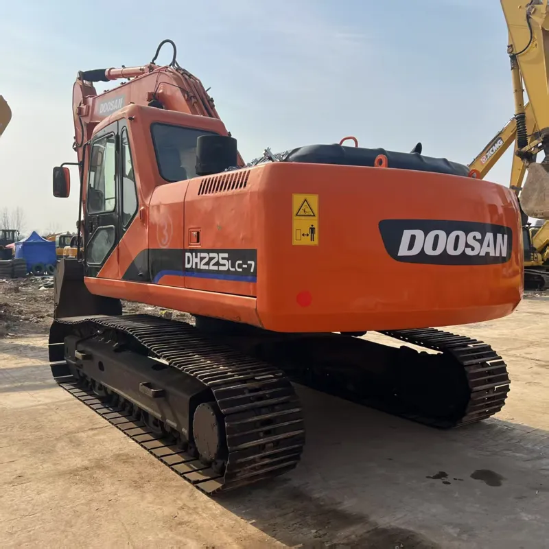 Used Досан 225-7 Экскаватор