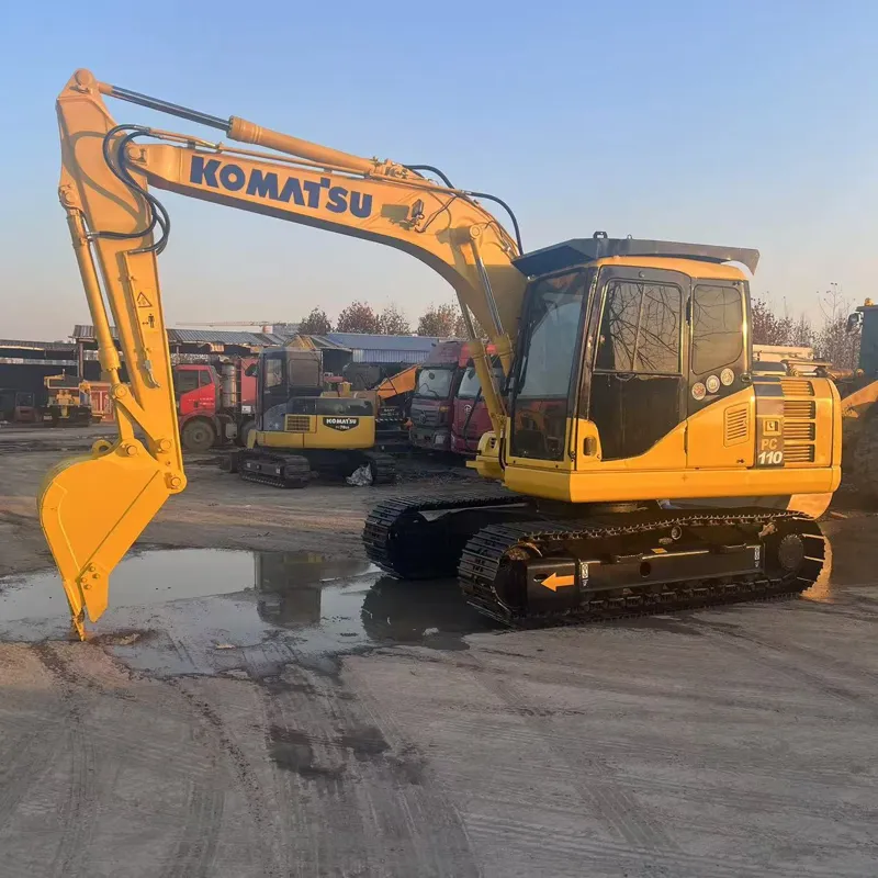 Used Komatsu 110-7 Excavator