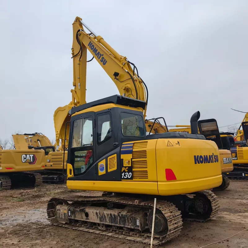 Used komatsu 130-7 Excavator