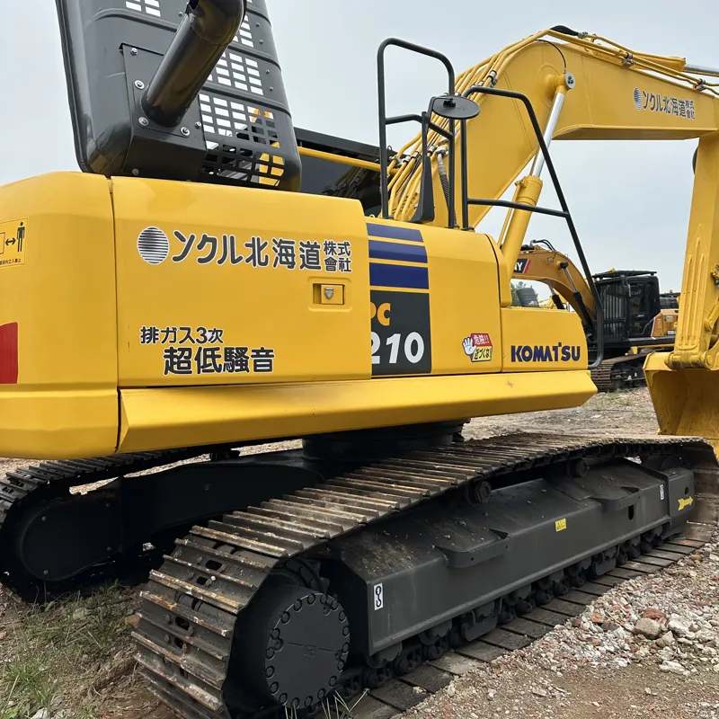Used Комацу 210-8 excavator