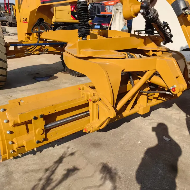 UsedCaterpillar 140HАвтогрейдер