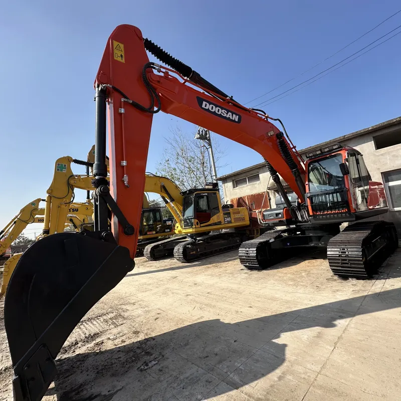 UsedDoosan 225LCAExcavator