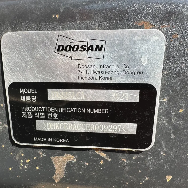 UsedDoosan 225LCAExcavator