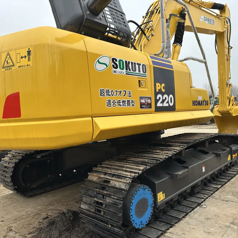Used Komatsu 220-8 excavator