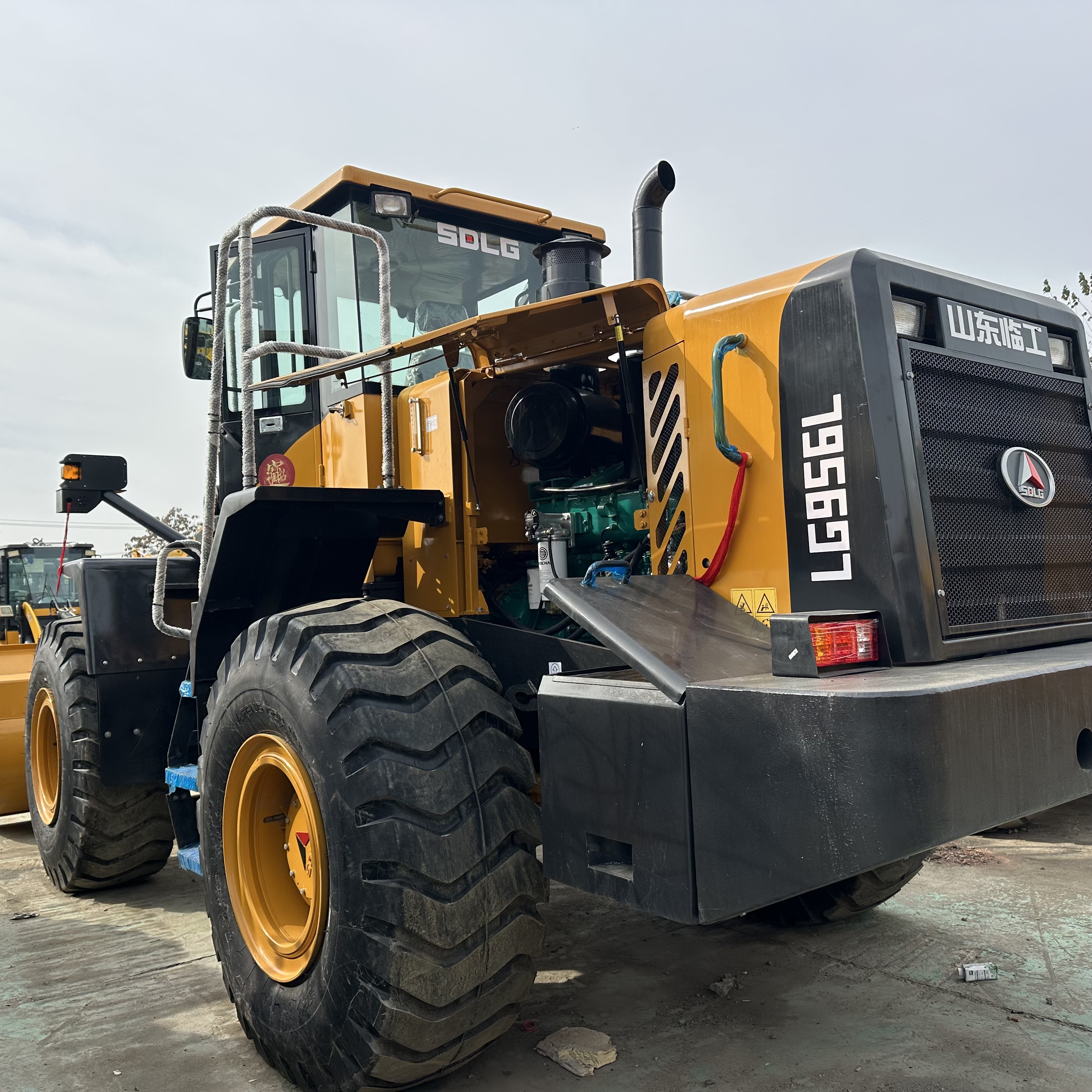 Used SDLG 956L Loader
