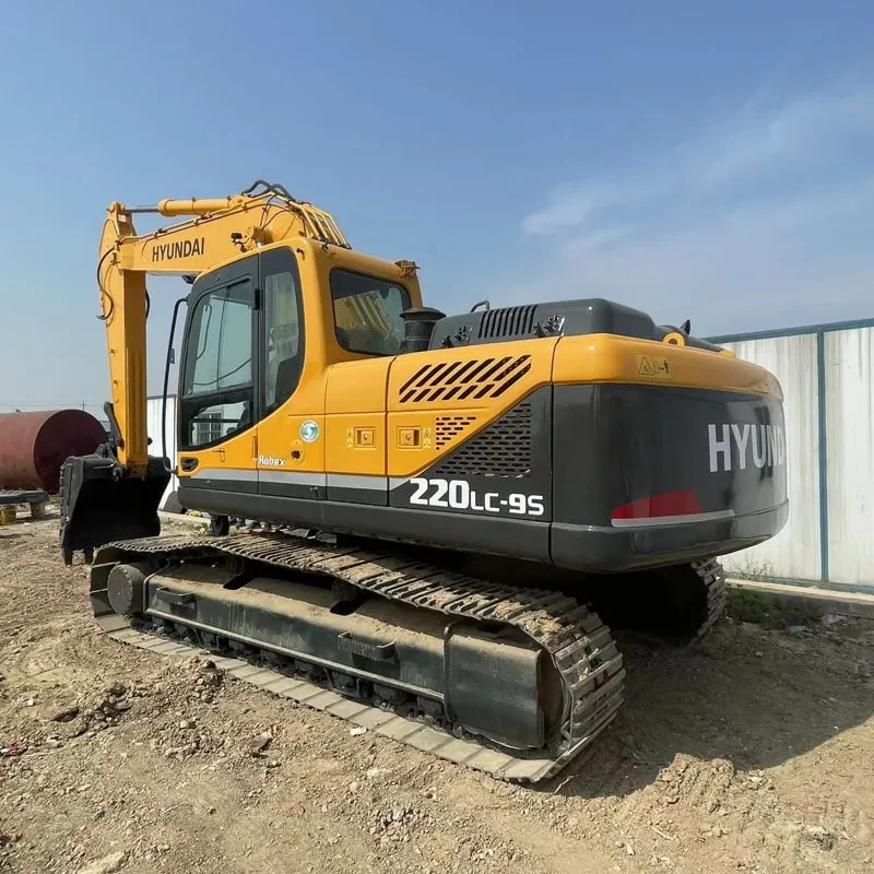 Used Hyundai 220 excavator
