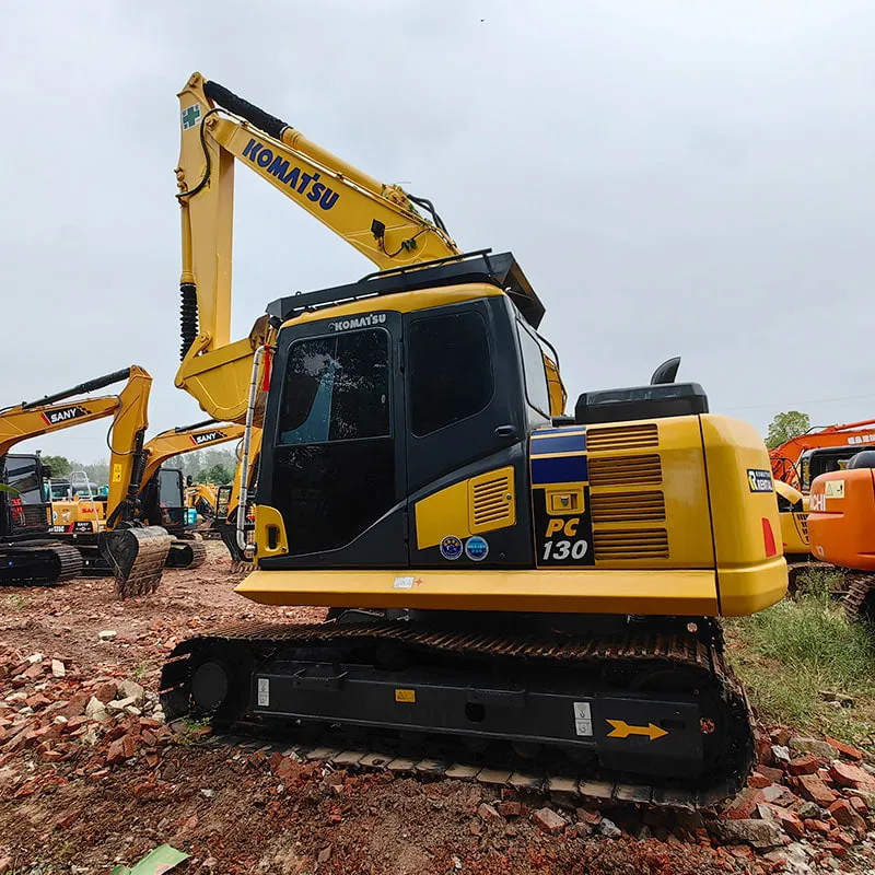 Used komatsu 130 - 7 Экскаватор